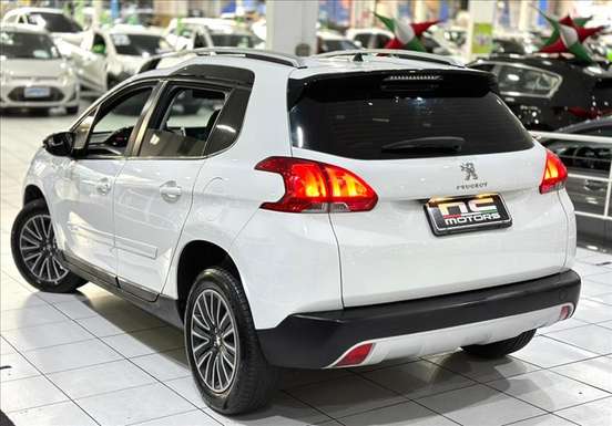 PEUGEOT-2008-2019