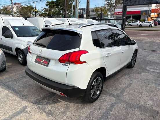 PEUGEOT-2008-2016
