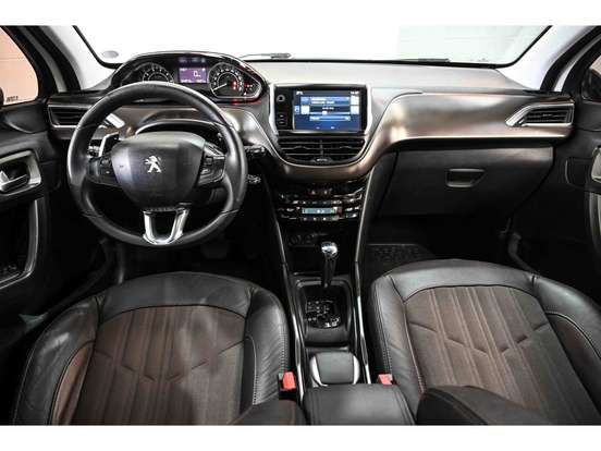PEUGEOT-2008-2015
