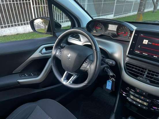 PEUGEOT-2008-2018