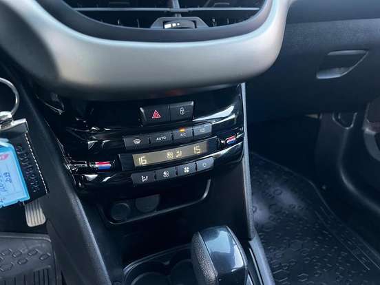 PEUGEOT-2008-1.6 16V FLEX STYLE 4P AUTOMÁTICO PEUGEOT-2008-2018