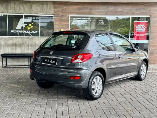 PEUGEOT-207-2012