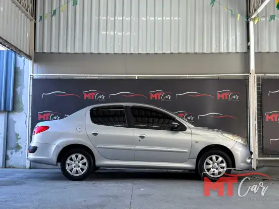 PEUGEOT-207-1.4 XR SPORT 8V FLEX 4P MANUAL PEUGEOT-207-2009