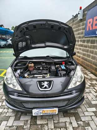 PEUGEOT-207-2011