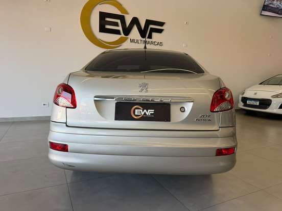 PEUGEOT-207-1.4 XR SPORT SW 8V FLEX 4P MANUAL PEUGEOT-207-2013
