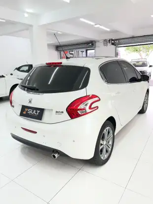 PEUGEOT-208-2014