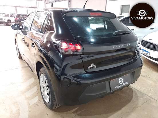 PEUGEOT-208-2023