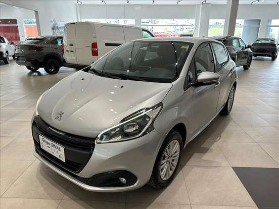 PEUGEOT-208-2019