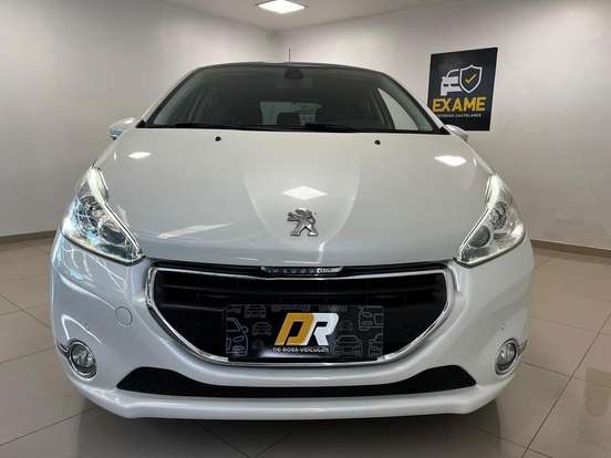 PEUGEOT-208-2015
