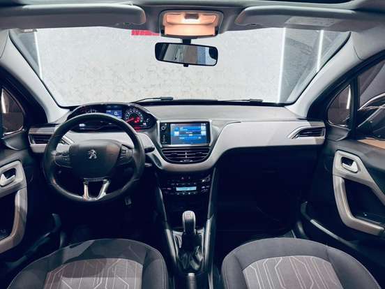 PEUGEOT-208-1.2 ALLURE 12V FLEX 4P MANUAL PEUGEOT-208-2016