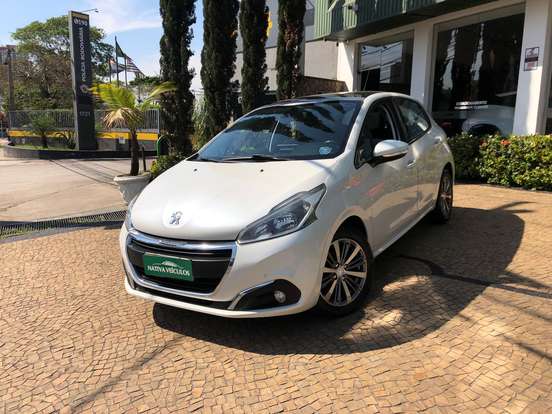PEUGEOT-208-1.6 GRIFFE 16V FLEX 4P AUTOMÁTICO PEUGEOT-208-2018