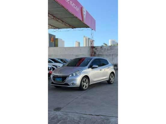 PEUGEOT-208-1.6 GRIFFE 16V FLEX 4P AUTOMÁTICO PEUGEOT-208-2014