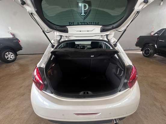 PEUGEOT-208-1.6 GRIFFE 16V FLEX 4P MANUAL PEUGEOT-208-2016