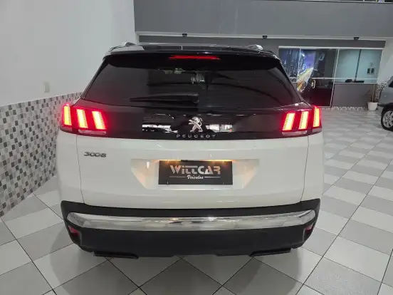 PEUGEOT-3008-2019