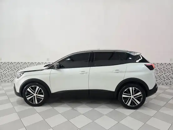 PEUGEOT-3008-2019