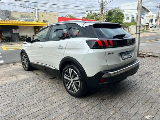 PEUGEOT-3008-1.6 GRIFFE PACK THP 16V GASOLINA 4P AUTOMÁTICO PEUGEOT-3008-2018