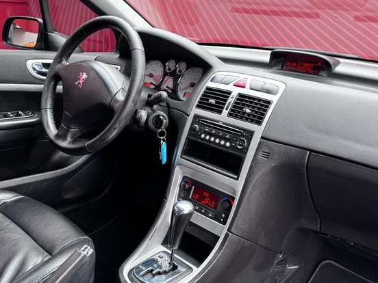 PEUGEOT-307-2.0 FELINE SW 16V GASOLINA 4P AUTOMÁTICO PEUGEOT-307-2007