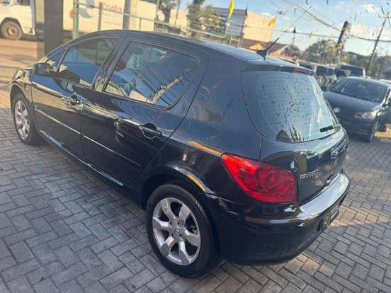PEUGEOT-307-2011