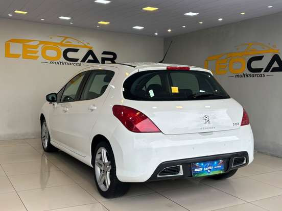 PEUGEOT-308-2012