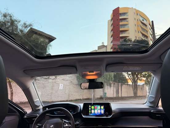 PEUGEOT-208-2022