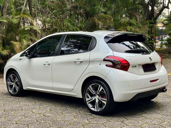 PEUGEOT-208-1.6 THP GT 16V FLEX 4P MANUAL PEUGEOT-208-2017