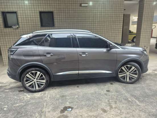 PEUGEOT-3008-2022