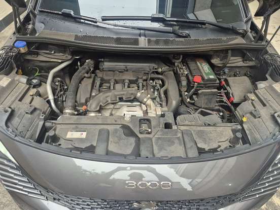 PEUGEOT-3008-2022