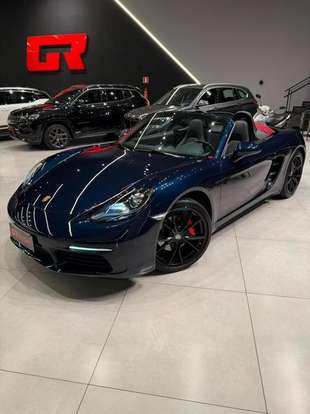 PORSCHE-718-2021