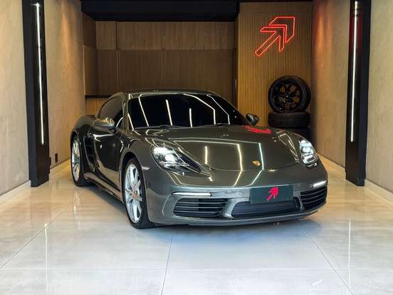 PORSCHE-718-2024