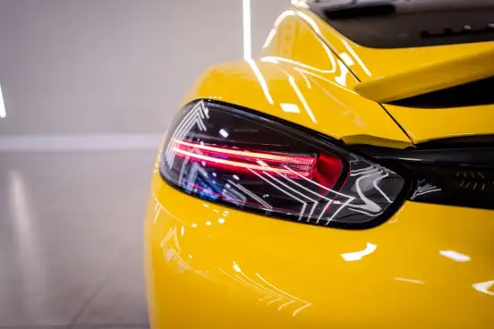 PORSCHE-718-2023