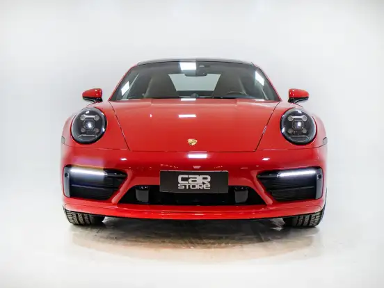 PORSCHE-911-2021
