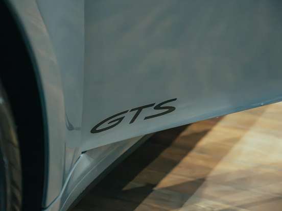 PORSCHE-911-3.0 24V H6 GASOLINA CARRERA GTS CABRIOLET PDK PORSCHE-911-2022