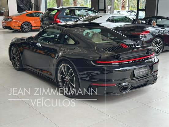 PORSCHE-911-2024