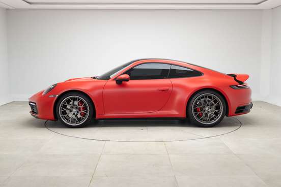 PORSCHE-911-2020