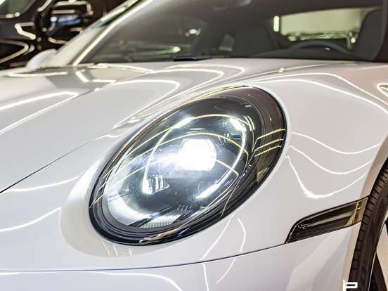 PORSCHE-911-2025