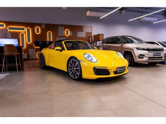 PORSCHE-911-2016
