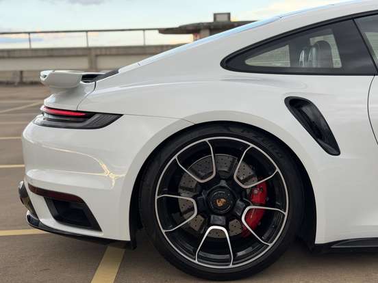 PORSCHE-911-2020