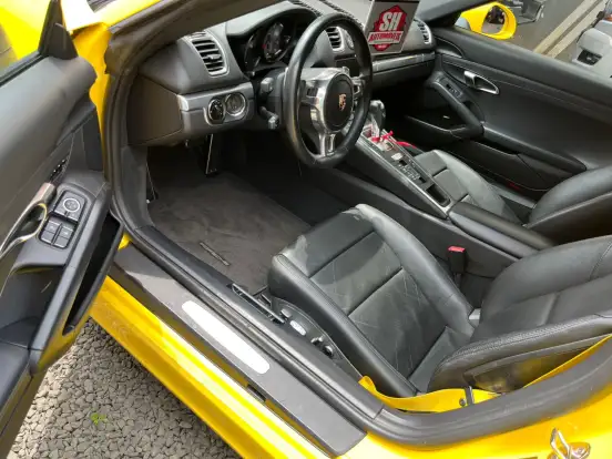 PORSCHE-BOXSTER-2013