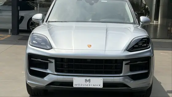 Porsche Cayenne 3.0 V6 E-Hybrid AWD Tiptronic S