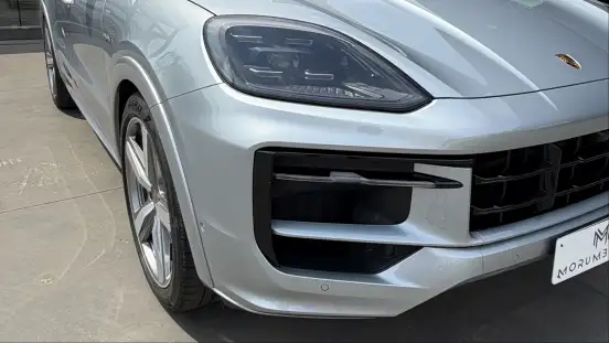 PORSCHE-CAYENNE-2025