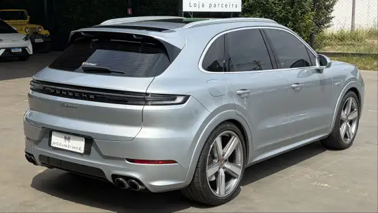 PORSCHE-CAYENNE-2025