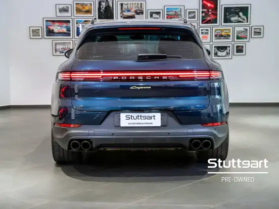 PORSCHE-CAYENNE-2024