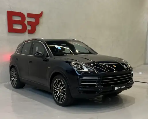 PORSCHE-CAYENNE-2019