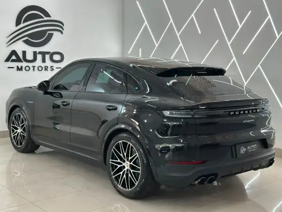 PORSCHE-CAYENNE-2025