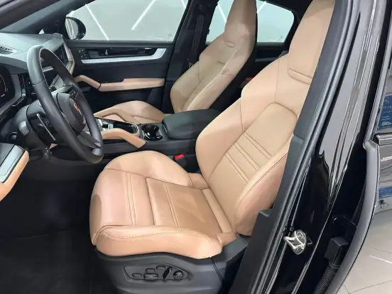 PORSCHE-CAYENNE-2025