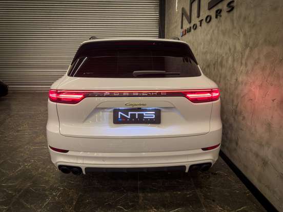 PORSCHE-CAYENNE-3.0 V6 E-HYBRID AWD TIPTRONIC S PORSCHE-CAYENNE-2020