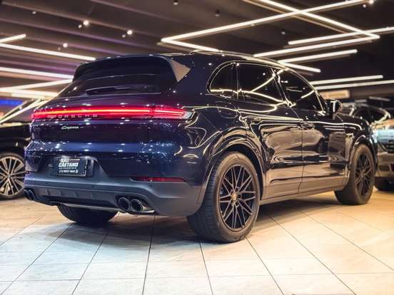PORSCHE-CAYENNE-2024