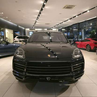 PORSCHE-CAYENNE-2022