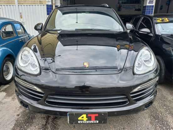 PORSCHE-CAYENNE-2012