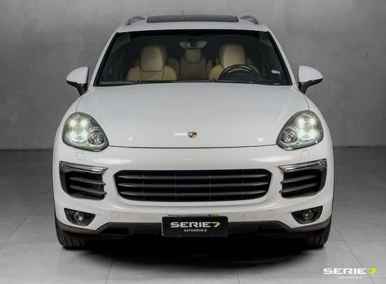 PORSCHE-CAYENNE-2015